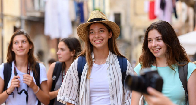 Élèves explorant Florence pendant leur temps libre lors d’un séjour linguistique LISA! d’italien en Italie