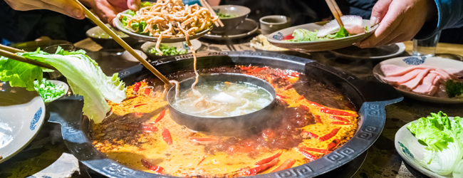 LISA-Sprachreisen-Erwachsene-Chinesisch-China-Chengdu-Essen-Sichuan-Hot-Pot-Scharf LISA-Sprachreisen-Erwachsene-Chinesisch-China-Chengdu-Essen-Sichuan-Hot-Pot-Scharf