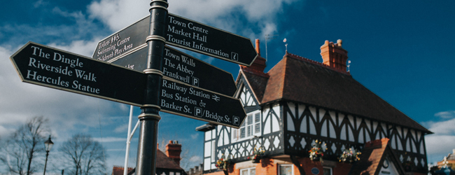 LISA-Sprachreisen-Erwachsene-Englisch-England-Shrewsbury-Stadt-Sehenswuerdigkeiten-Schild-Hinweis LISA-Sprachreisen-Erwachsene-Englisch-England-Shrewsbury-Stadt-Sehenswuerdigkeiten-Schild-Hinweis