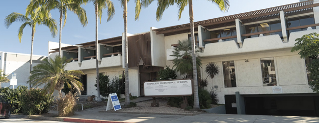 Sprachschule in San Diego für Englisch-Sprachkurse Erwachsene Blick auf das Gebäude der LISA! Sprachschule in San Diego Pacific Beach
