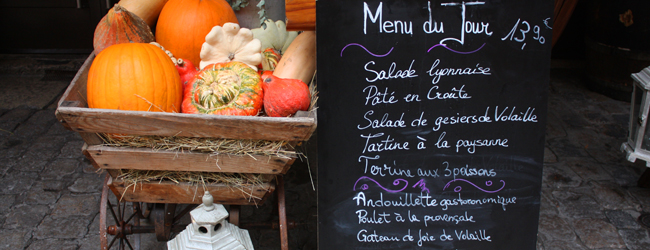 LISA-Sprachreisen-Erwachsene-Franzoesisch-Frankreich-Lyon-Restaurant-Tageskarte-Menuefolge