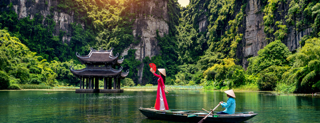 LISA-Sprachreisen-Erwachsene-Vietnamesisch-Vietnam-Hanoi-Saigon-Fluss-Tradition-Schlucht LISA-Sprachreisen-Erwachsene-Vietnamesisch-Vietnam-Hanoi-Saigon-Fluss-Tradition-Schlucht