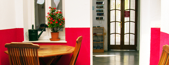 Lounge und Eingang der LISA! Sprachschule in Malaga Blick in den Eingangsbereich der LISA! Sprachschule in Malaga