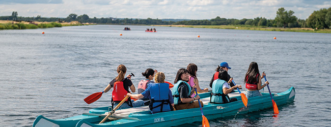 LISA-Sprachreisen-Schueler-Englisch-England-Eton-Ausflug-Freizeit-Kanu-Paddeln LISA-Sprachreisen-Schueler-Englisch-England-Eton-Ausflug-Freizeit-Kanu-Paddeln