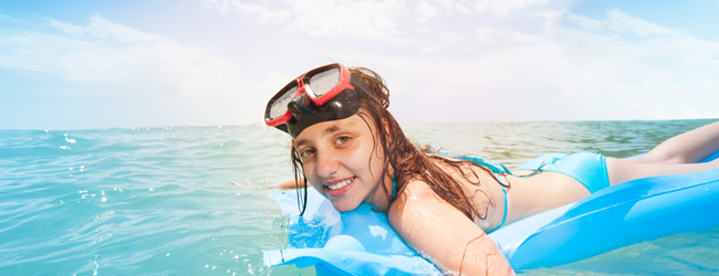 LISA-Sprachreisen-Schueler-Englisch-Malta-Msida-Hub-Schwimmen-Meer-Sommer-Tauchen