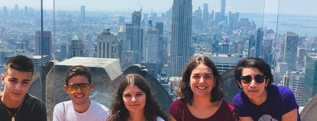LISA-Sprachreisen-Schueler-Englisch-USA-New-York-Campus-Ausflug-Manhattan-Ausblick-Wolkenkratzer LISA-Sprachreisen-Schueler-Englisch-USA-New-York-Campus-Ausflug-Manhattan-Ausblick-Wolkenkratzer