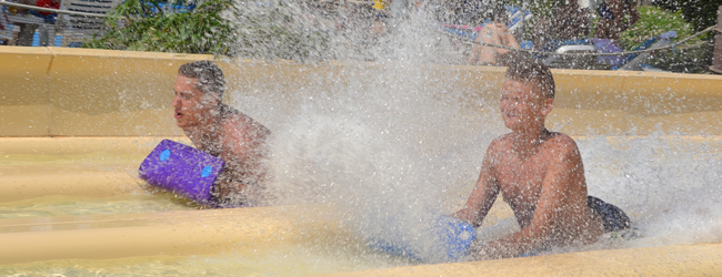 LISA-Sprachreisen-Schueler-Englisch-Zypern-Limassol-Freizeit-Wasserpark-Rutschen LISA-Sprachreisen-Schueler-Englisch-Zypern-Limassol-Freizeit-Wasserpark-Rutschen